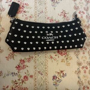 Coach Charlotte Black Rivet Women's Shoulder Bag EUC/No Purse Strap